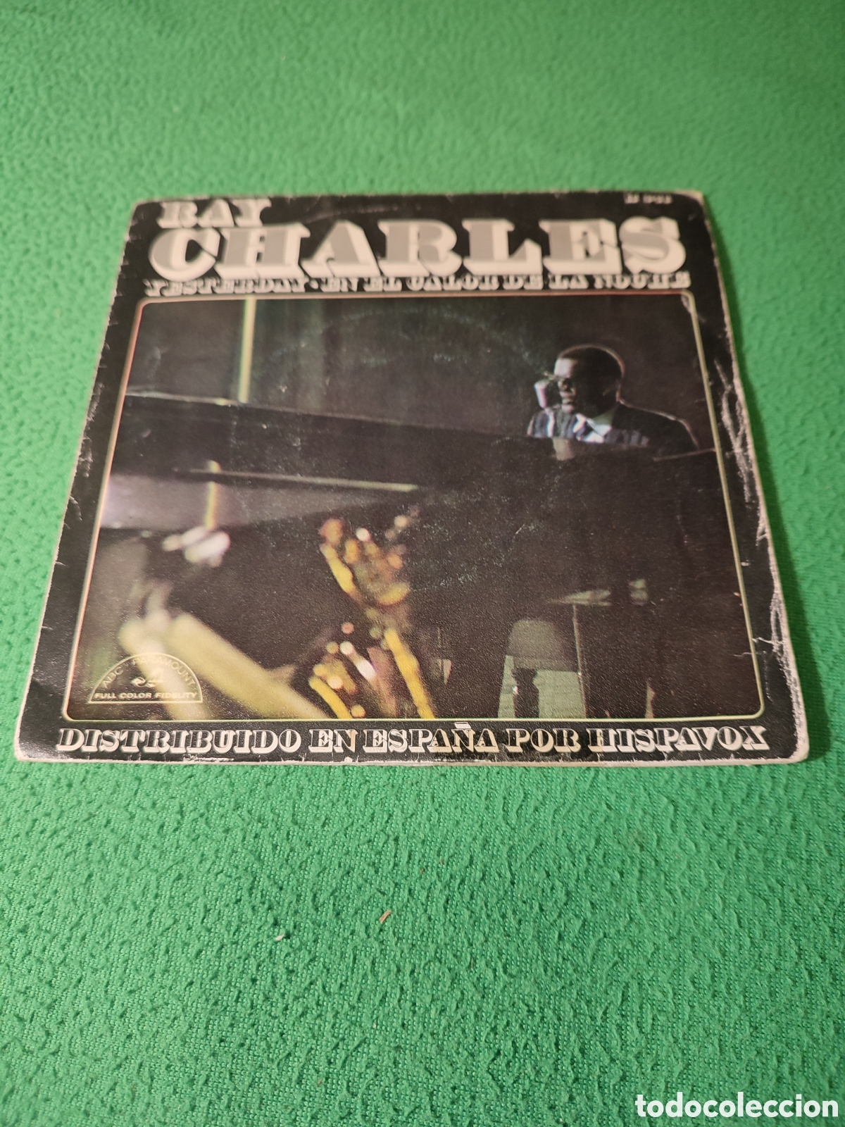 Discos de vinilo: Ray Charles - Yesterday/ En el calor de la noche - Foto 1