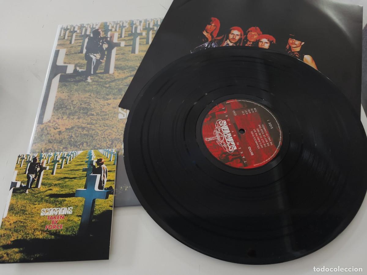 Discos de vinilo: VINILO DE SCORPIONS - TAKEN BY FORCE - LEER CONDICIONES DE VENTA - Foto 4