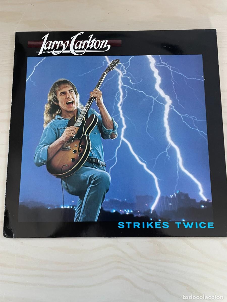Discos de vinilo: LP Larry Carlton Strikes Twice - Foto 1