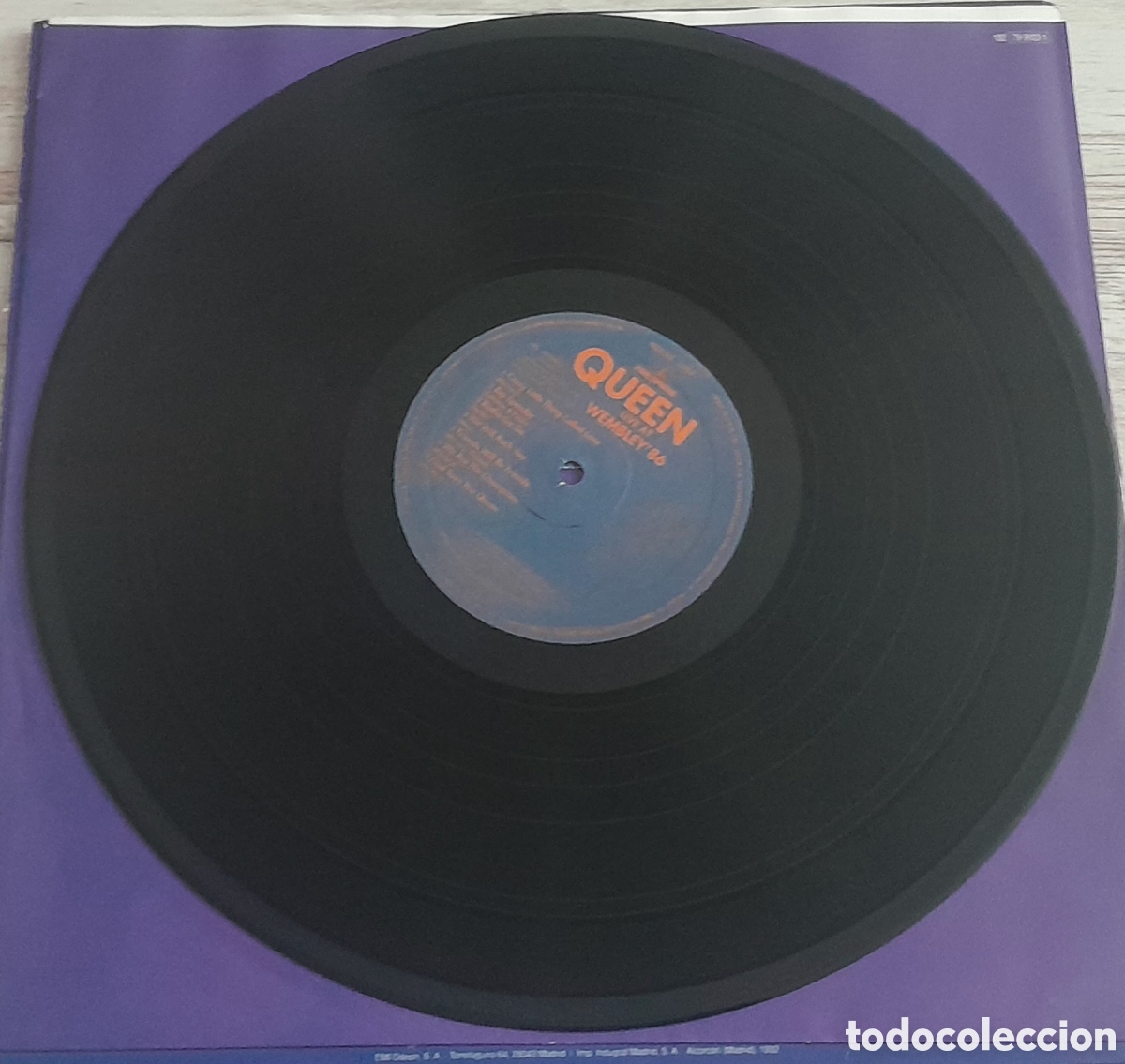 Discos de vinilo: QUEEN - LIVE AT WEMBLEY86 - 2XLP - GATEFOLD - EMI-ODEON 1992 - Foto 4