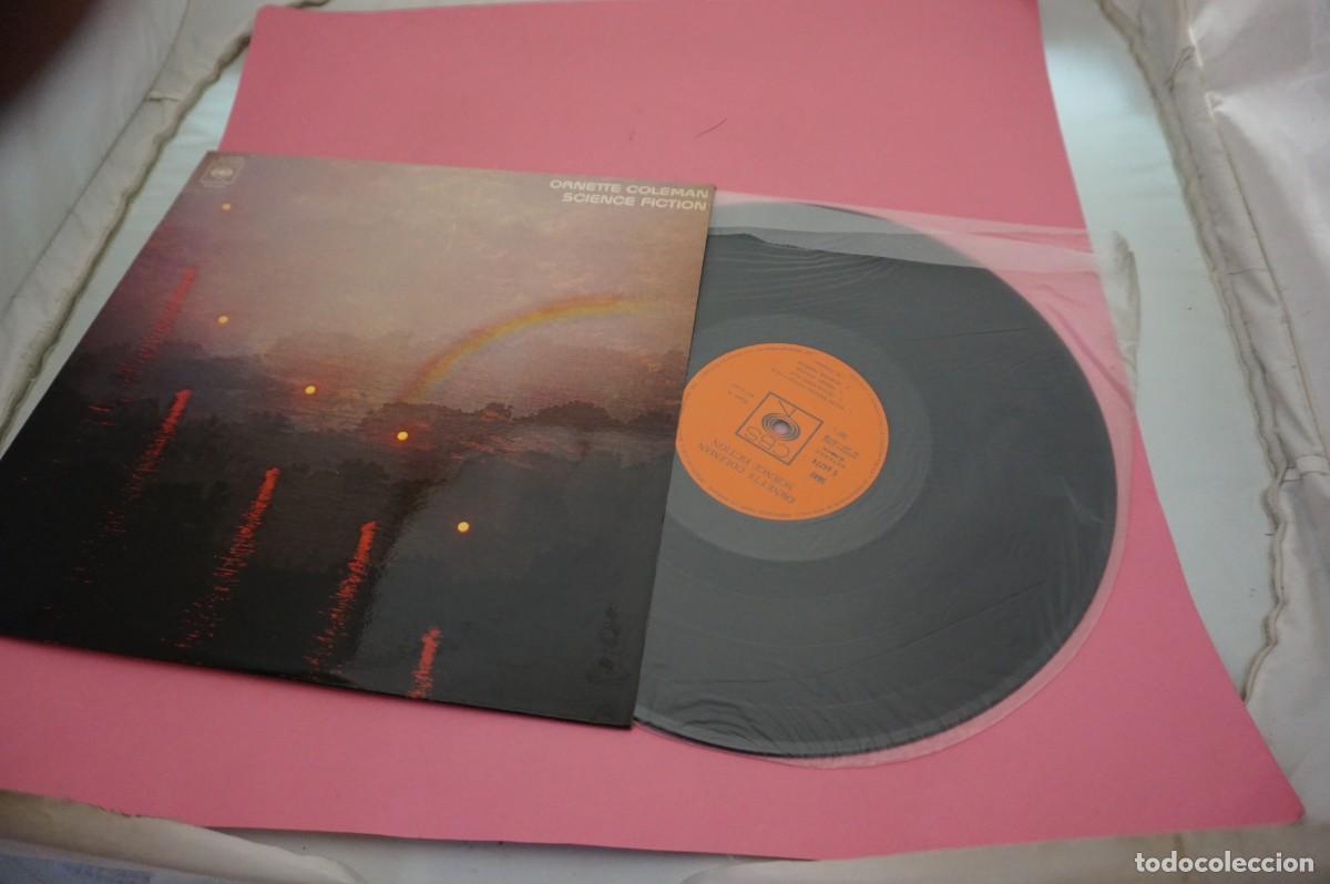 Discos de vinilo: LP - ORNETTE COLEMAN - SCIENCE FICTION - Foto 2