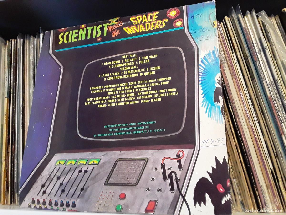 Discos de vinilo: Scientist &lrm;&ndash; Scientist Meets The Space Invaders - lp edic. uk 1981 - Foto 2