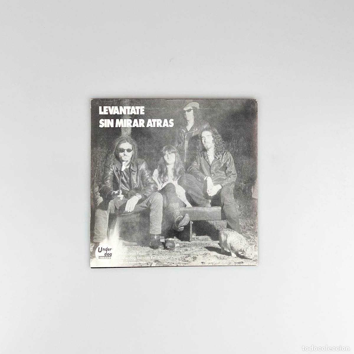 Discos de vinilo: SINGLE. Freedom. Levantate / Sin Mirar Atras (VG+/VG+) - Foto 2