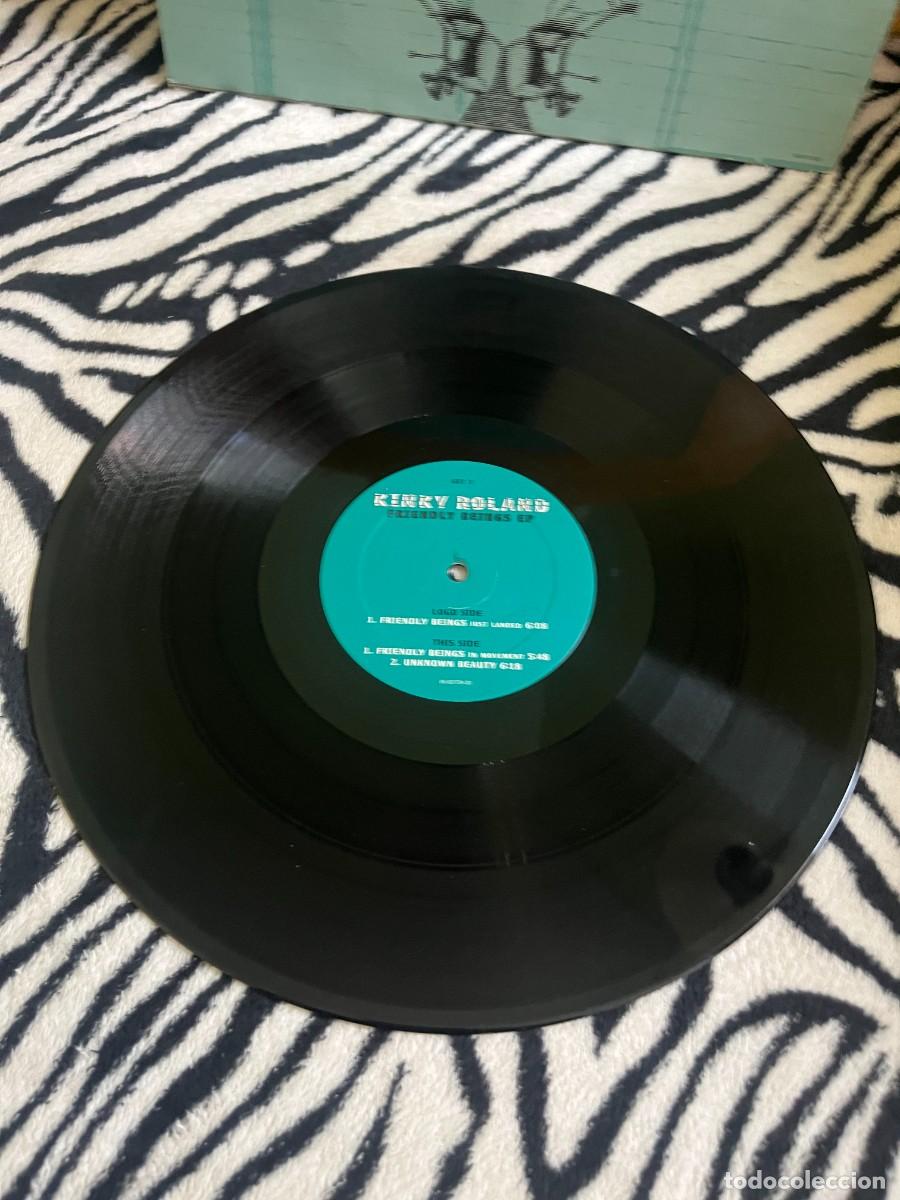 Discos de vinilo: Kinky Roland Friendly Beings EP - Foto 3