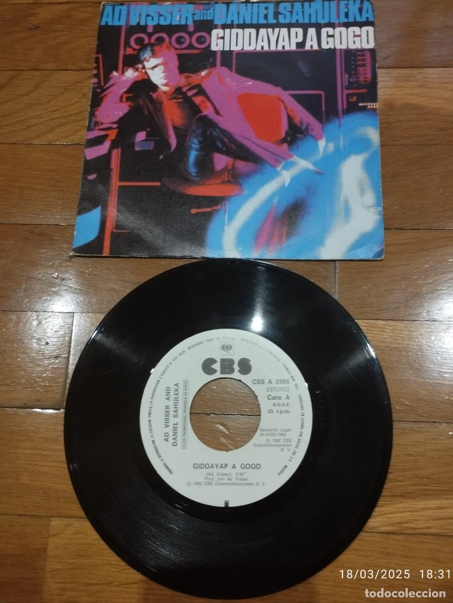 Disques de vinyle: SINGLE - AD VISSER AND DANIEL SAHULEKA - GIDDAYAP A GOGO - 1983