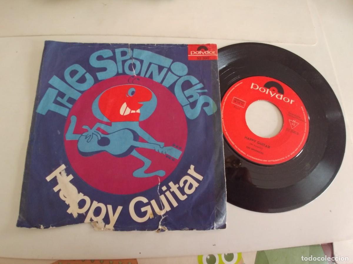 Discos de vinilo: THE SPOTNICKS-SINGLE HAPPY GUITAR - Foto 1