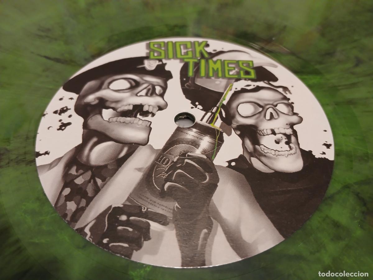 Discos de vinilo: SICK TIMES / BUG ATTACK! -SICK TIMES / BUG ATTACK!- (2021) LP DISCO VINILO - Foto 2
