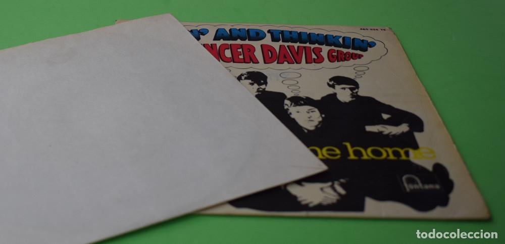 Discos de vinilo: THE SPENCER DAVIS GROUP - SITTIN AND THINKING - EP DE 1966 - Foto 4