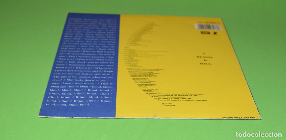 Discos de vinilo: TALKING HEADS &ndash; Blind - SINGLE 1988 ESTADO NM - Foto 4