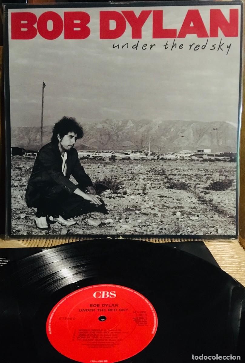 Discos de vinilo: BOB DYLAN - UNDER THE RED SKY, LP edic EU 1990 - Foto 1