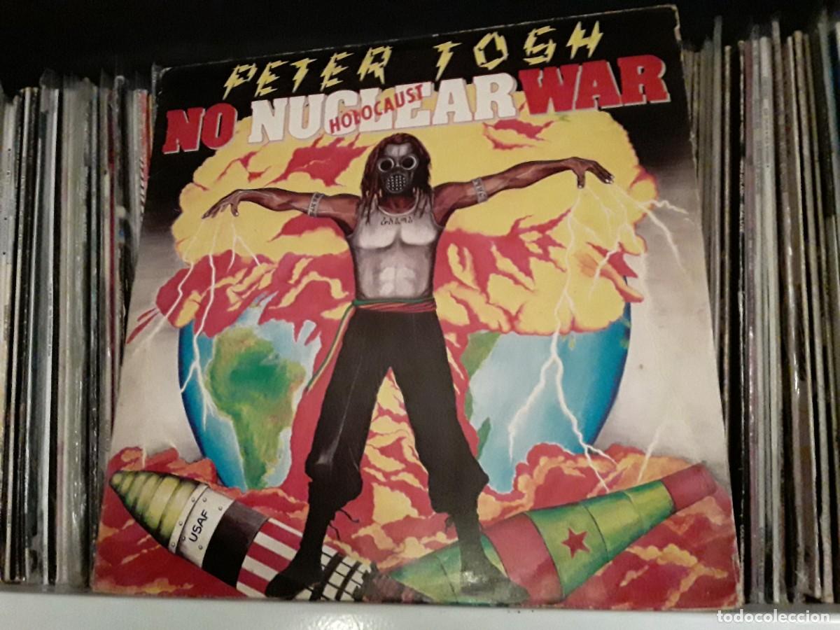Discos de vinilo: Peter Tosh &lrm;&ndash; No Nuclear War - lp edic. brasil 1987 - Foto 1