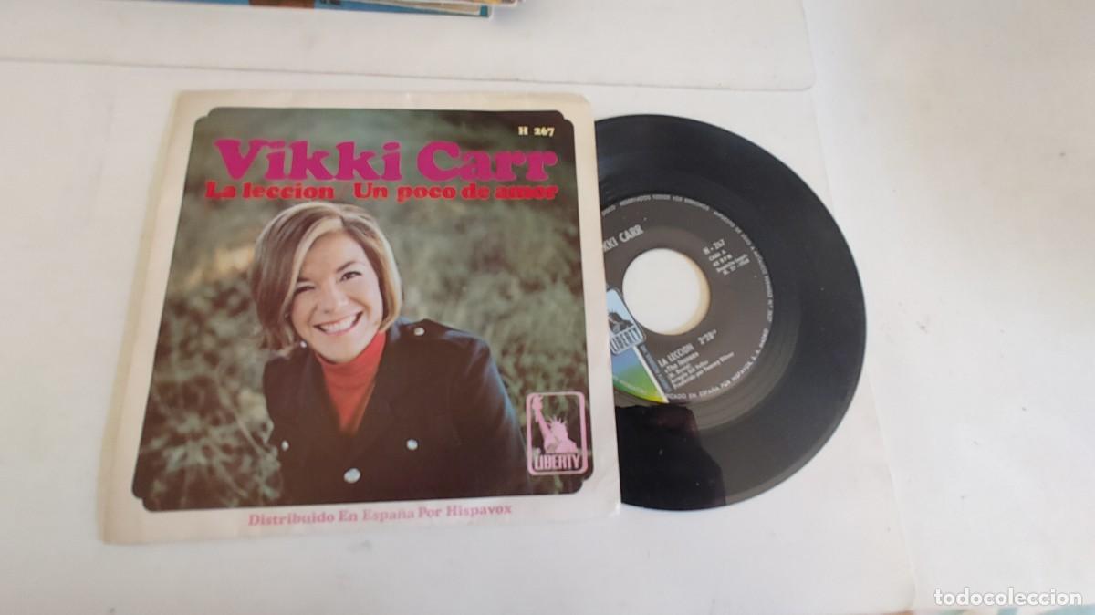 Discos de vinilo: VIKKI CARR-SINGLE LA LECCION - Foto 1