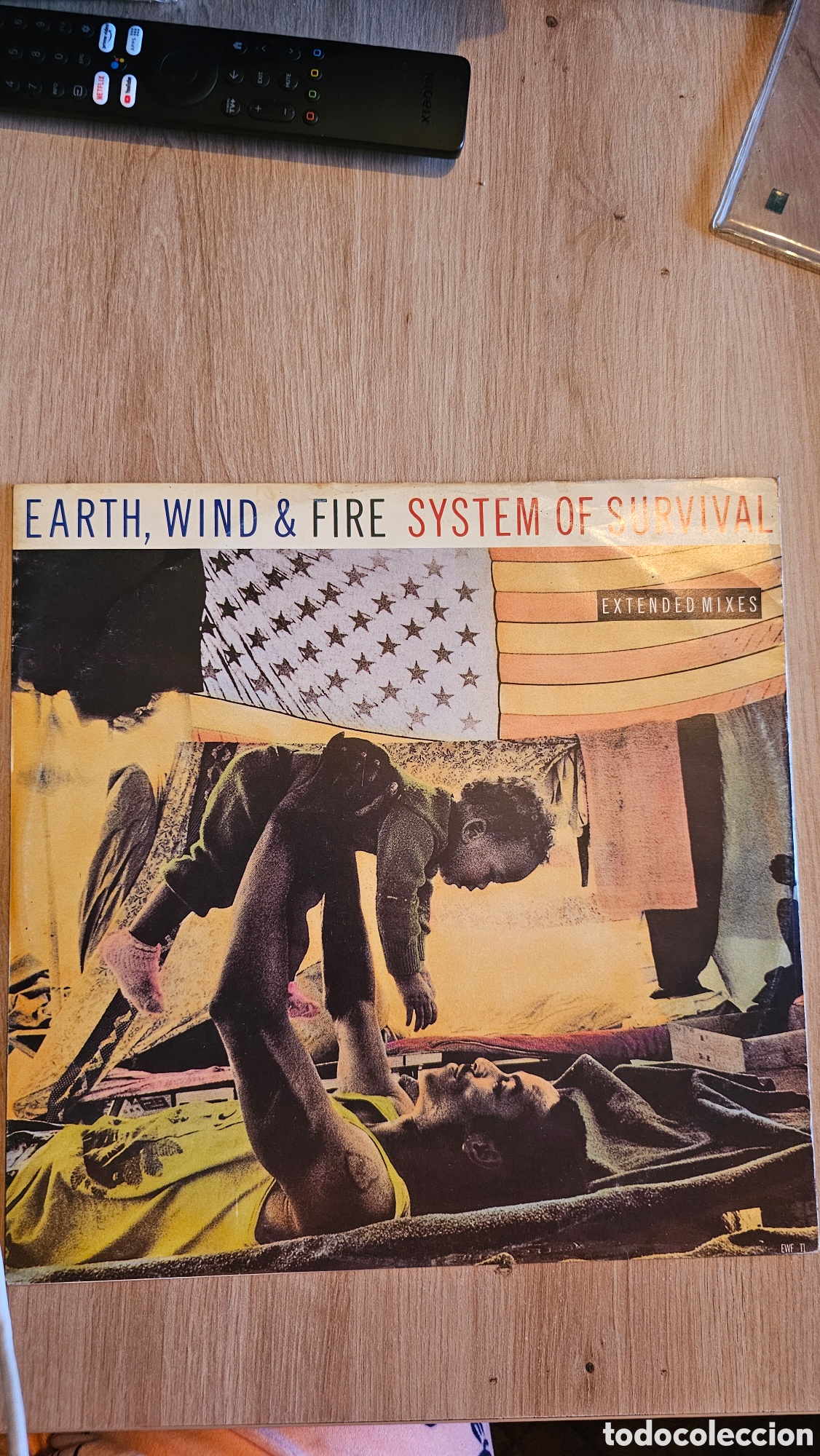 Discos de vinilo: Disco vinilo Earth,wind & fire System of survival - Foto 4