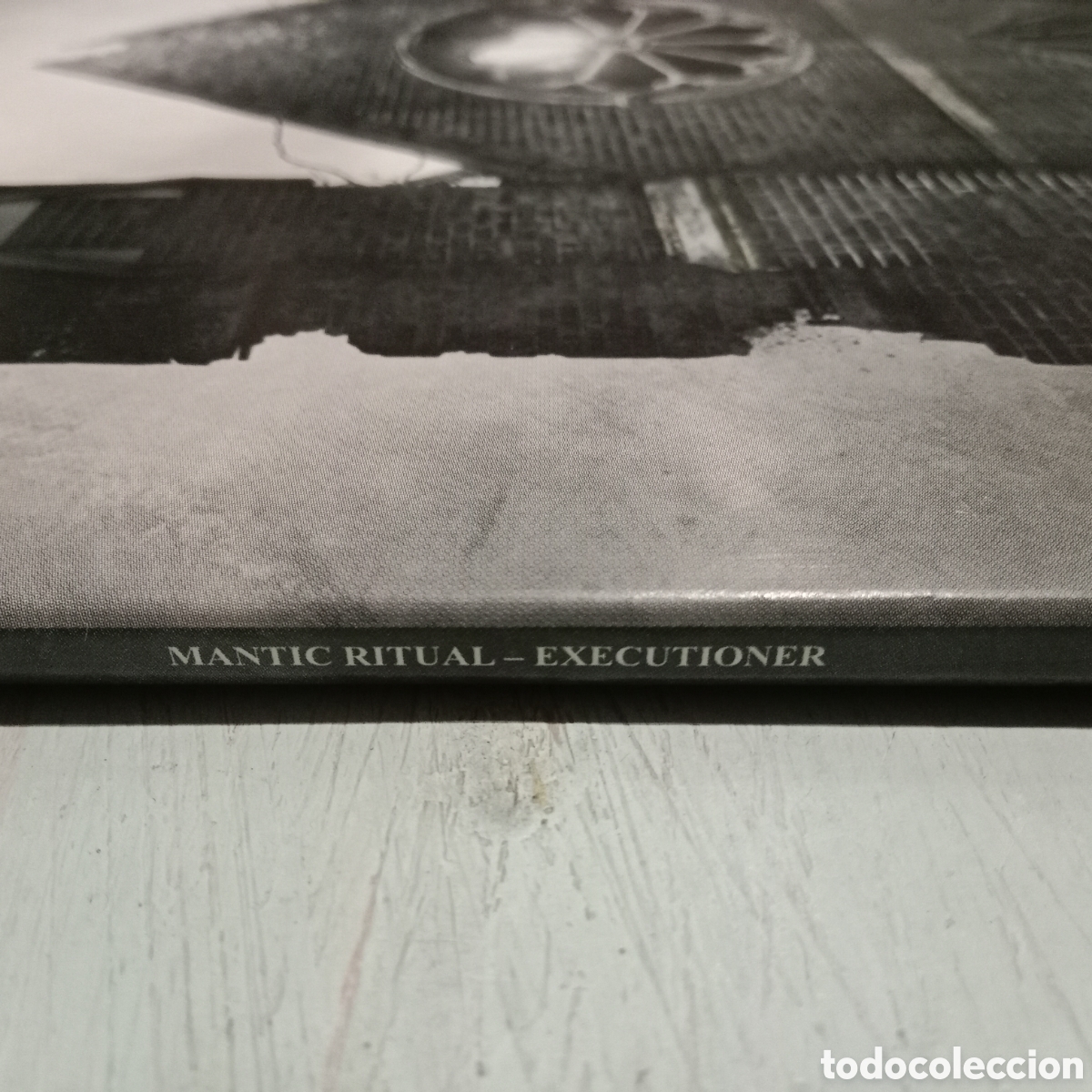 Discos de vinilo: MANTIC RITUAL - EXECUTIONER - LP GATEFOLD - Foto 3