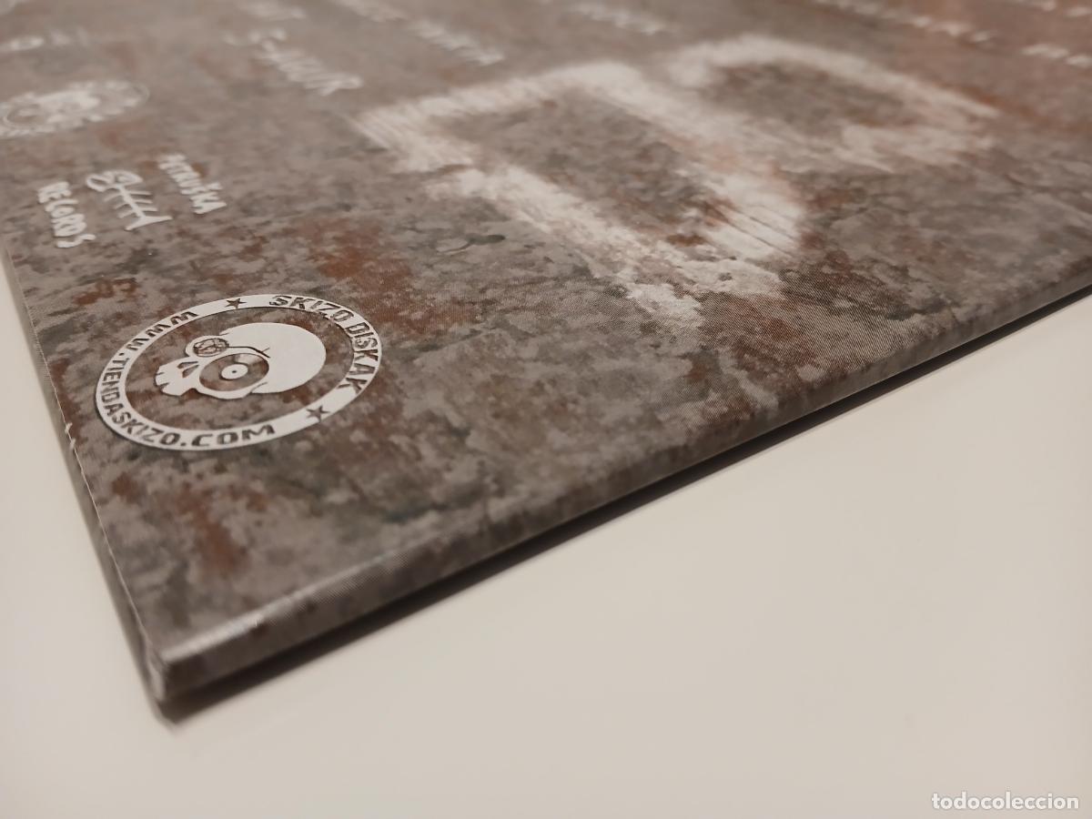 Discos de vinilo: APURTU -ORAIN ASKE ZARA- (2015) LP + CD - Foto 3