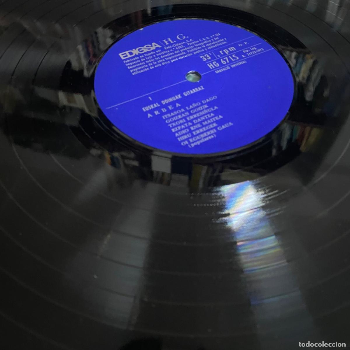 Discos de vinilo: MIKEL ARBEA EUSKAL SOINUAK GITARRAZ - Foto 2
