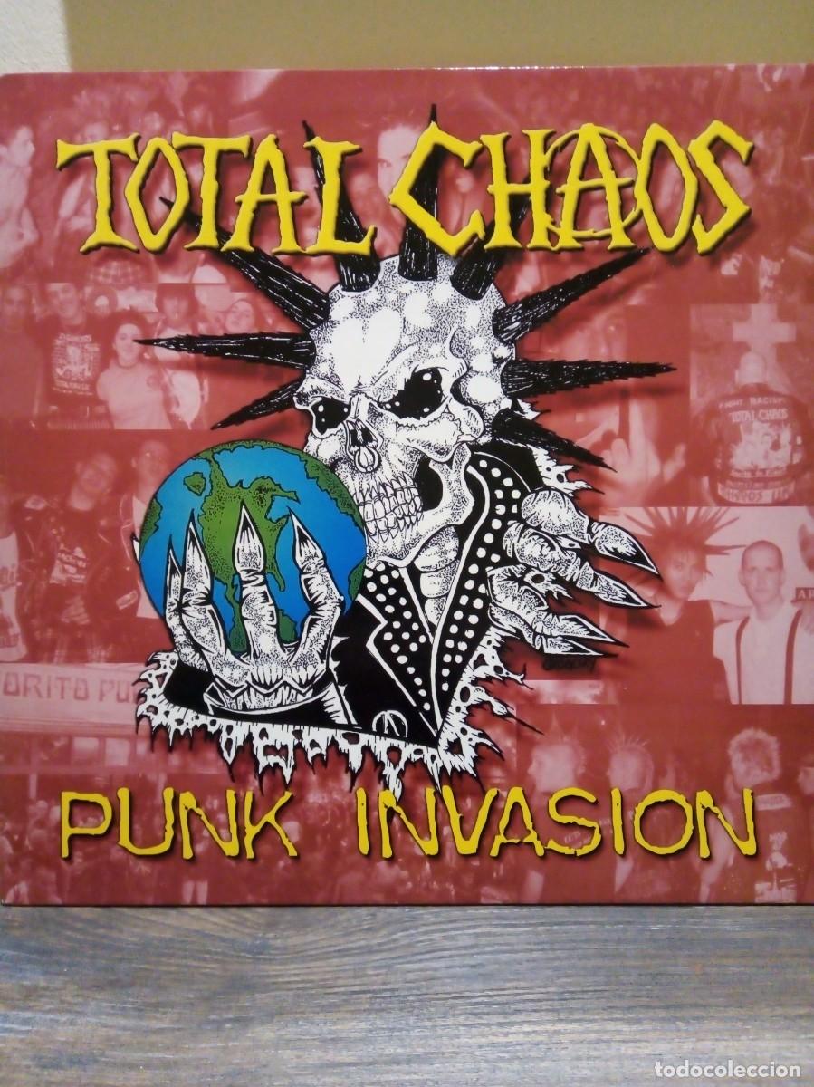 Discos de vinilo: Total chaos, punk invasi&oacute;n 2004. - Foto 1