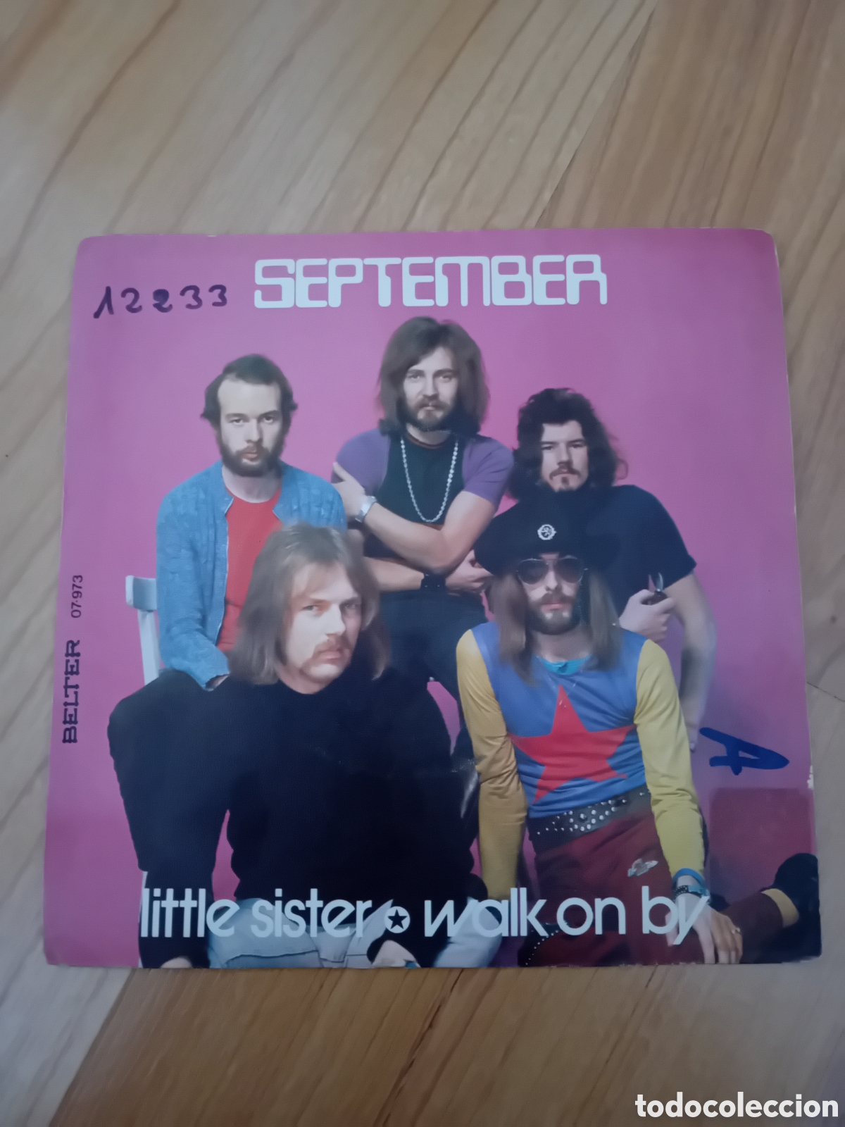 Discos de vinilo: SEPTEMBER. LITTLE SISTER. WALK ON BY - Foto 1