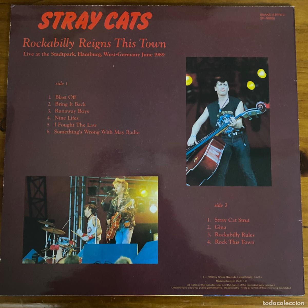 Discos de vinilo: STRAY CATS ROCKABILLY REIGNS THIS TOWN - Foto 3