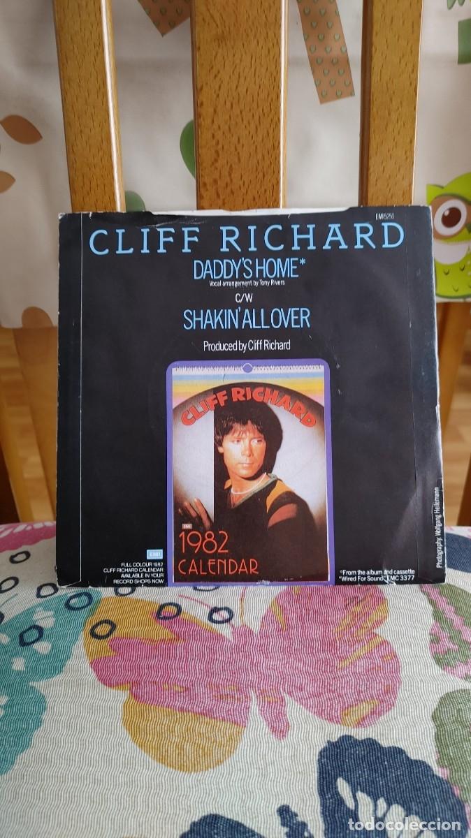 Discos de vinilo: CLIFF RICHARD-SINGLE DADDY&acute;S HOME - Foto 2