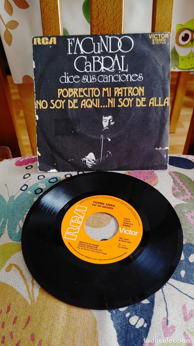 Discos de vinilo: FACUNDO CABRAL-SINGLE POBRECITO MI PATRON - Foto 1