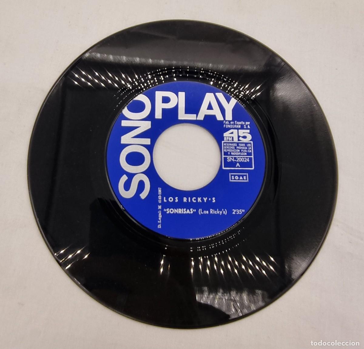 Discos de vinilo: Single Vinilo Los Rickys, Sonrisas 1967. - Foto 4