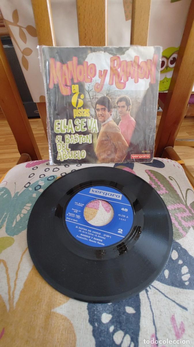 Discos de vinilo: MANOLO Y RAMON-SINGLE ELLA SE VA - Foto 1