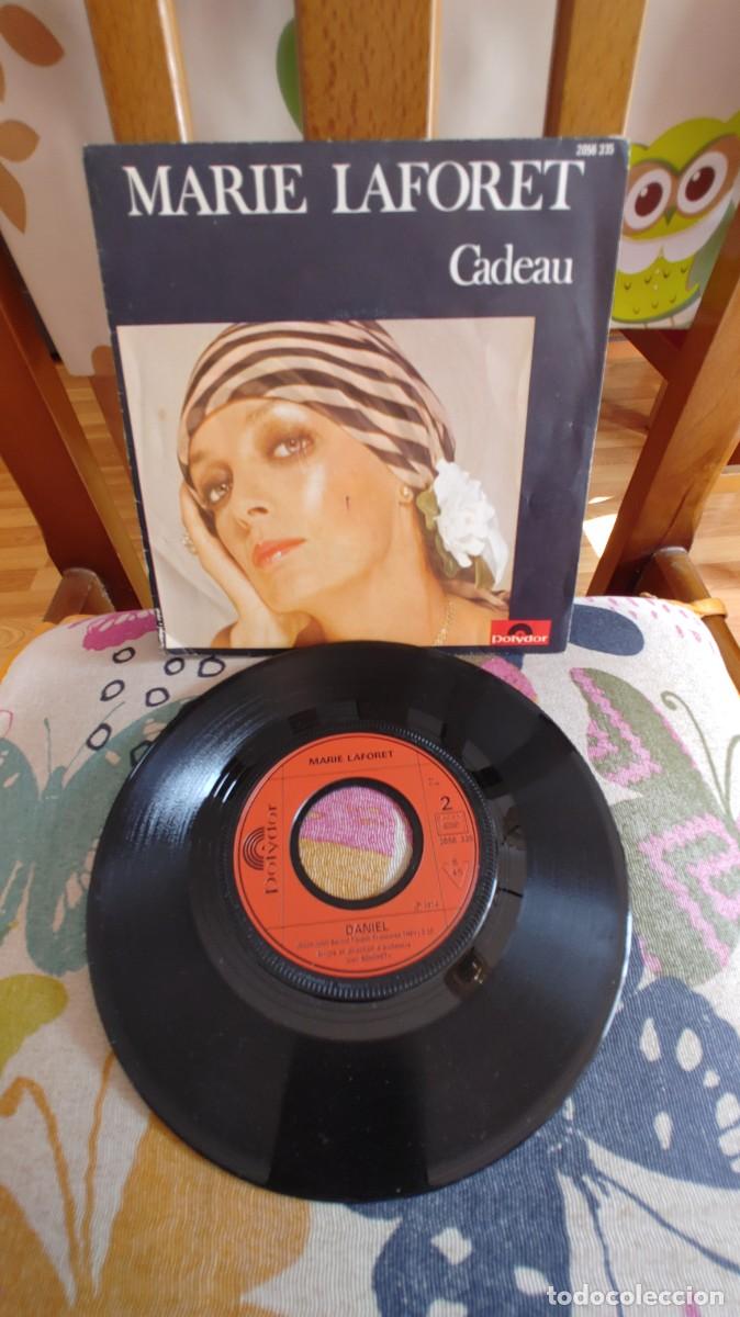 Discos de vinilo: MARIE LAFORET-SINGLE CADEAU - Foto 1