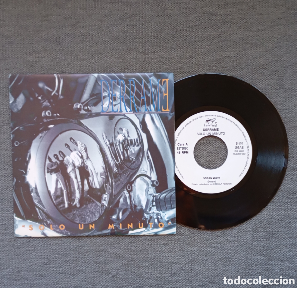Discos de vinilo: Derrame. Solo Un Minuto. Single 7&rdquo;, a doble cara. A&ntilde;o 1992. - Foto 1