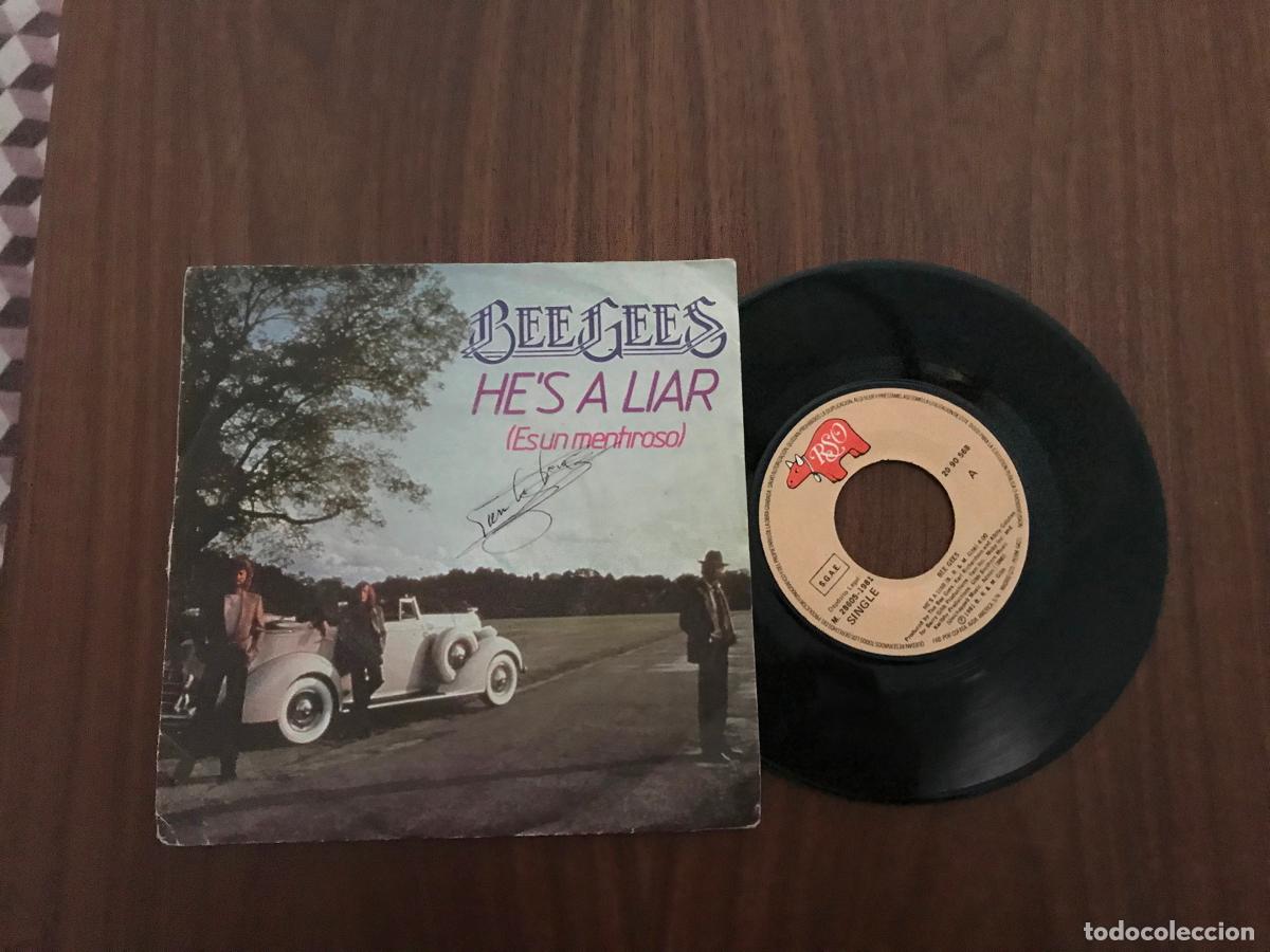 Discos de vinilo: SINGLE , BEE GEES , HE&acute;A LIAR , RSO - Foto 1