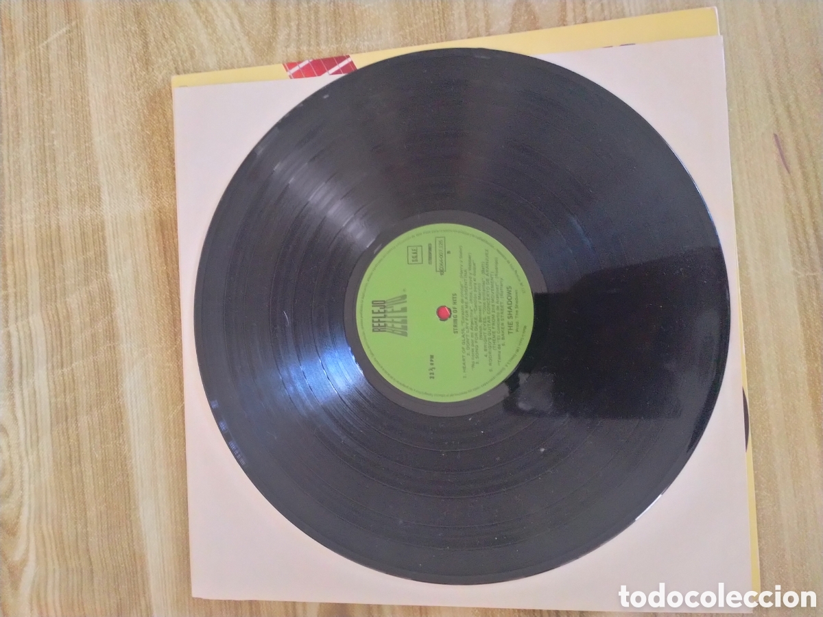 Discos de vinilo: Vinilo The Shadows String of Hits - Foto 3