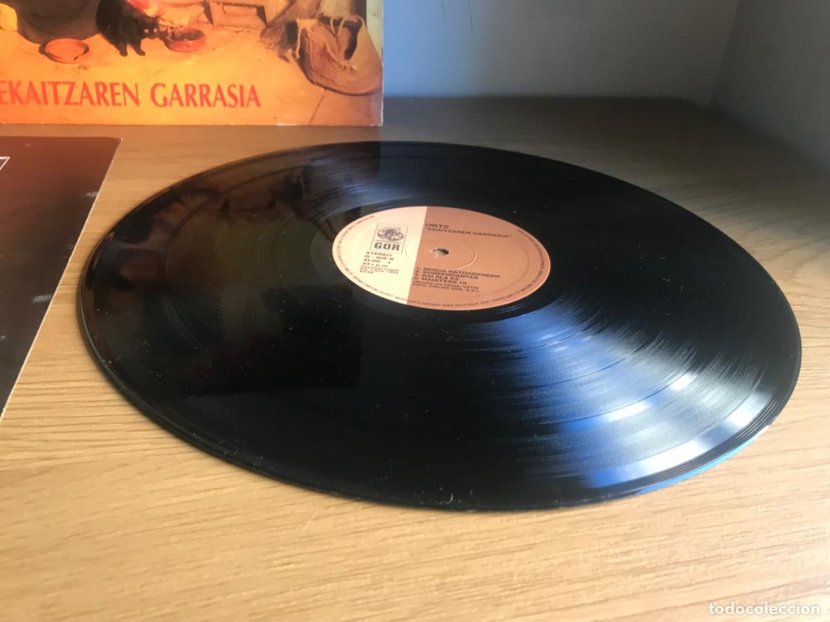 Discos de vinilo: LP Urtz- Ekaitzaren garrasia - Foto 3