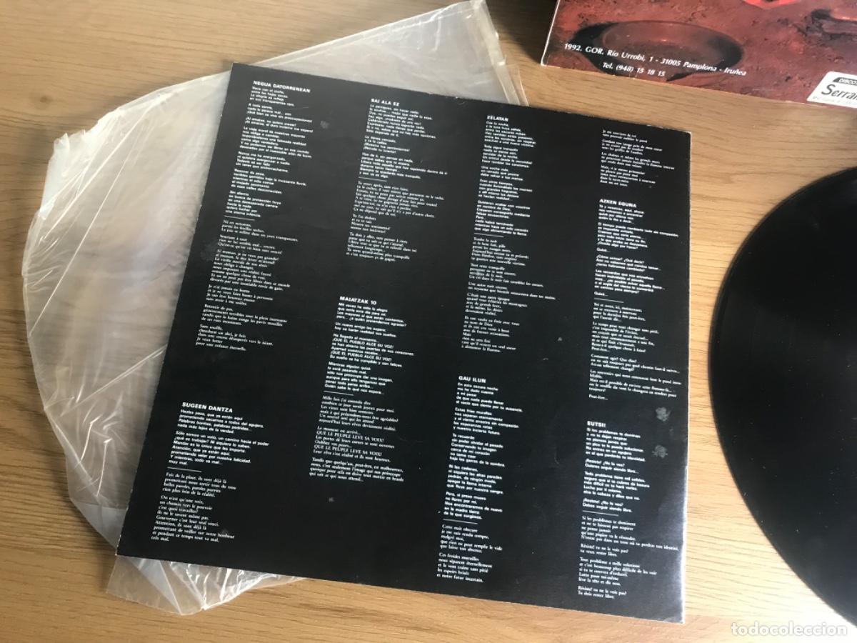 Discos de vinilo: LP Urtz- Ekaitzaren garrasia - Foto 11