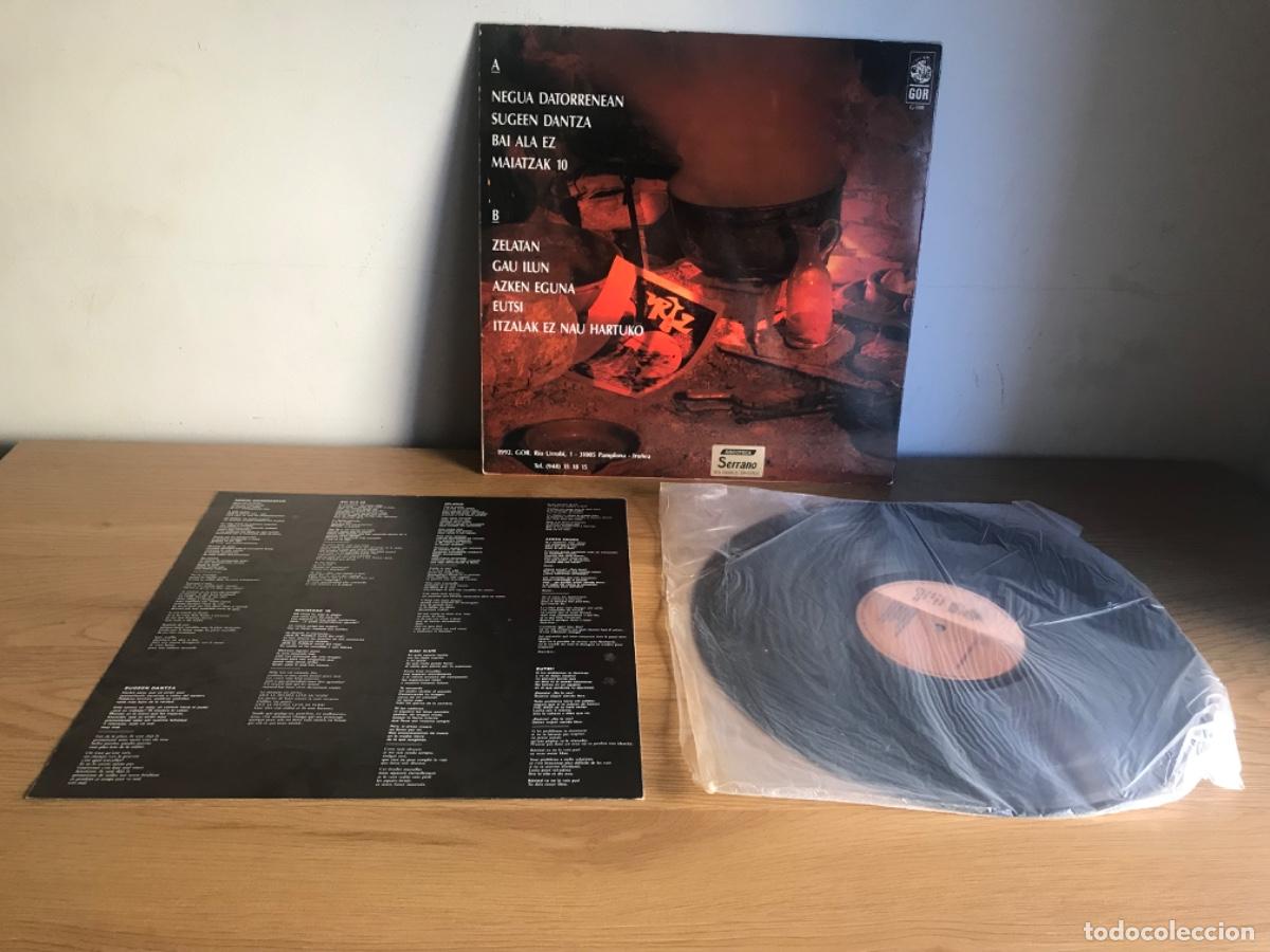 Discos de vinilo: LP Urtz- Ekaitzaren garrasia - Foto 13