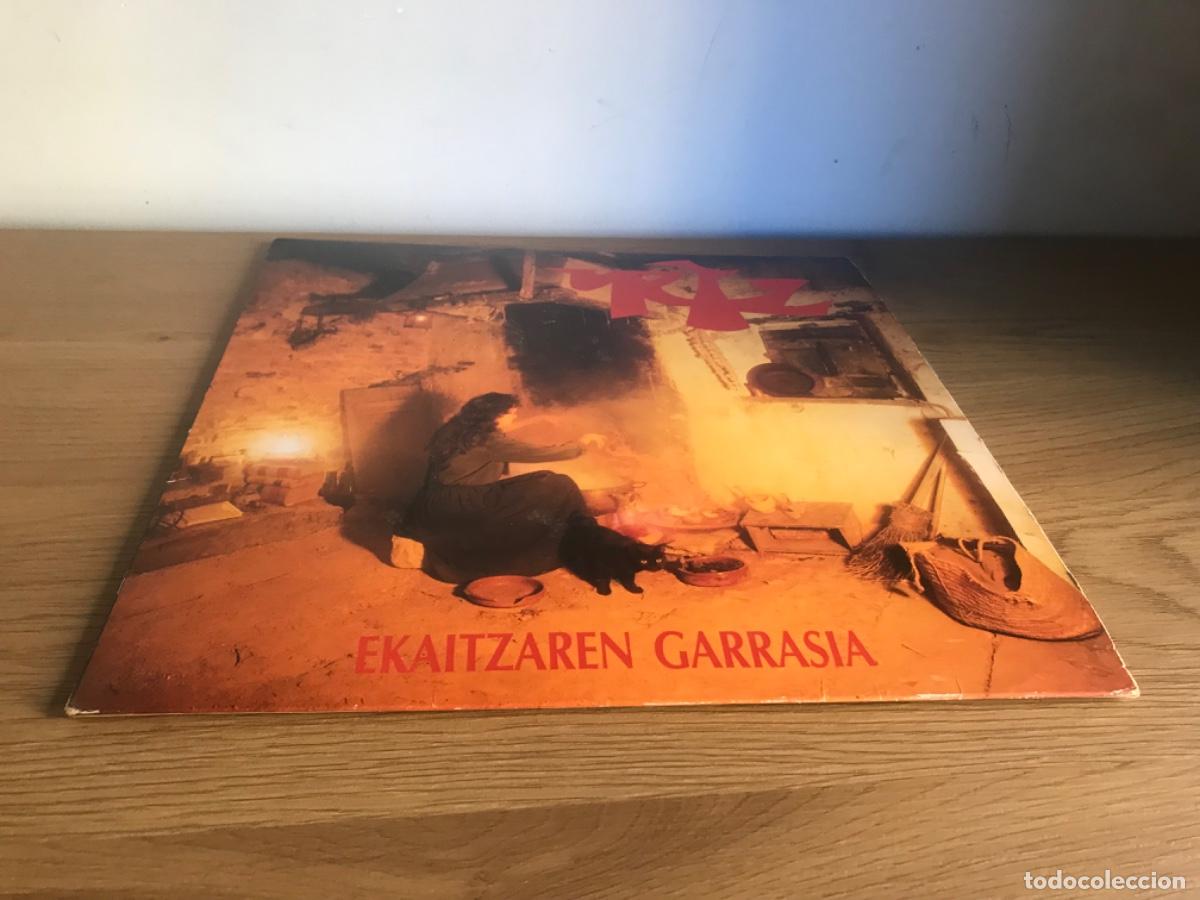 Discos de vinilo: LP Urtz- Ekaitzaren garrasia - Foto 17