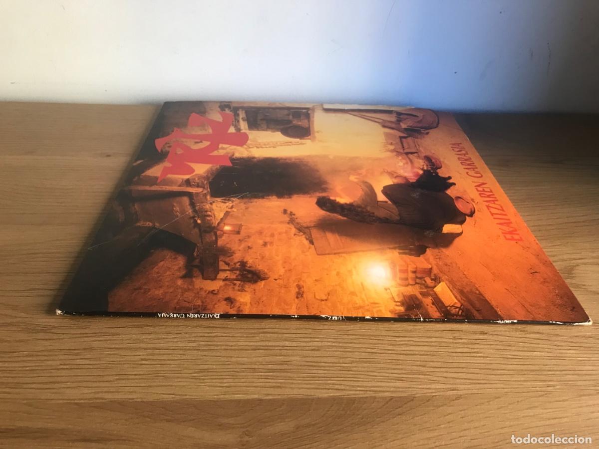 Discos de vinilo: LP Urtz- Ekaitzaren garrasia - Foto 18