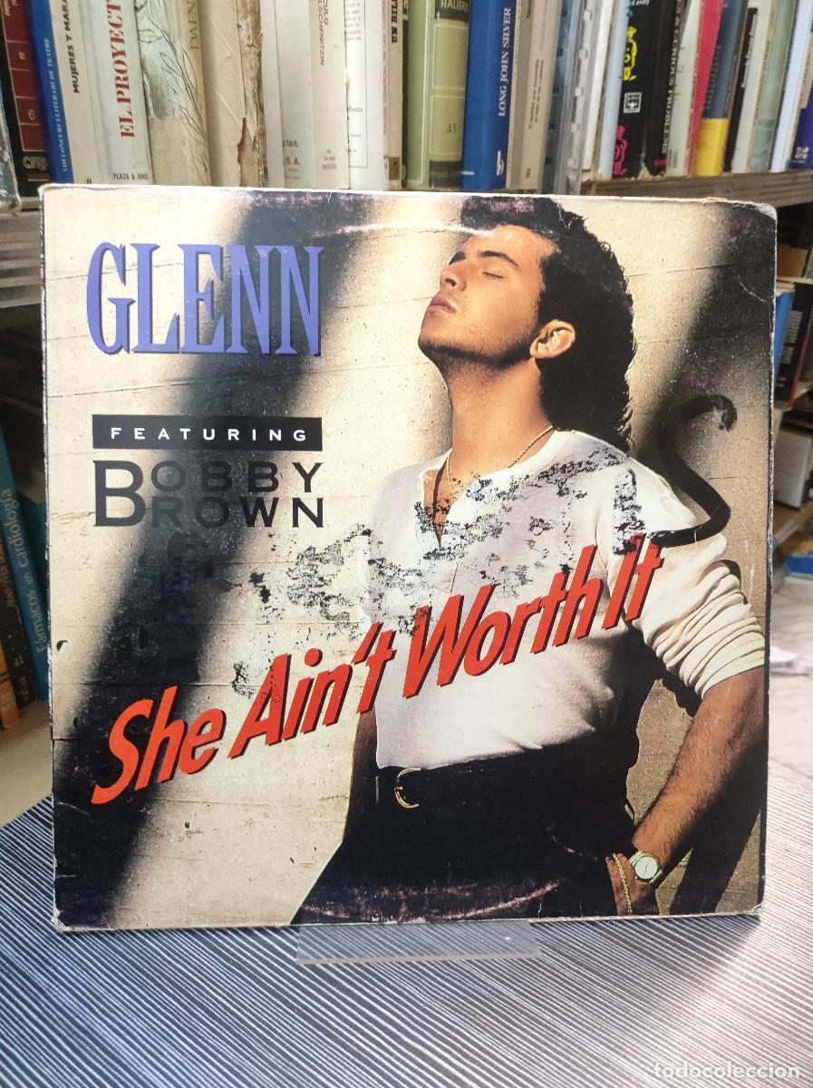 Discos de vinilo: Glenn Medeiros Featuring Bobby Brown &ndash; She Aint Worth It - Foto 3