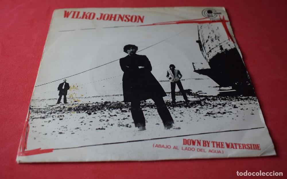 Discos de vinilo: Wilko Johnson &ndash; Down By The Waterside - SINGLE - Foto 1