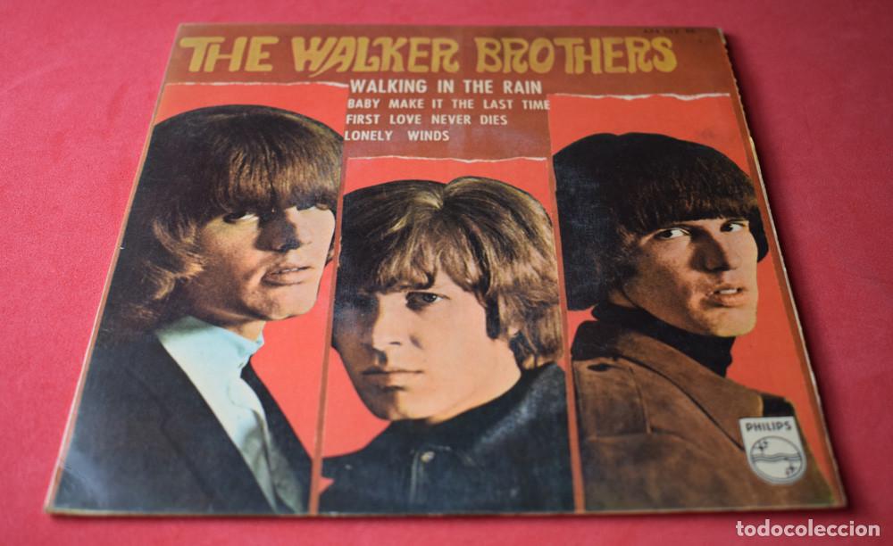 Discos de vinilo: The Walker Brothers &ndash; Walking in the rain + 3 - ep - Foto 1