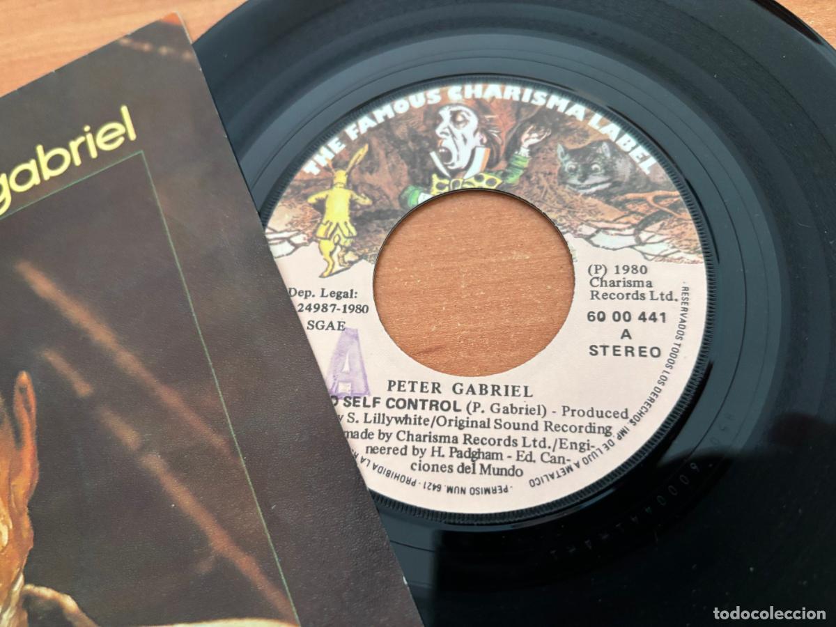 Discos de vinilo: PETER GABRIEL (NO SELF CONTROL) SINGLE ESPA&Ntilde;A 1978 (EPI6) - Foto 2