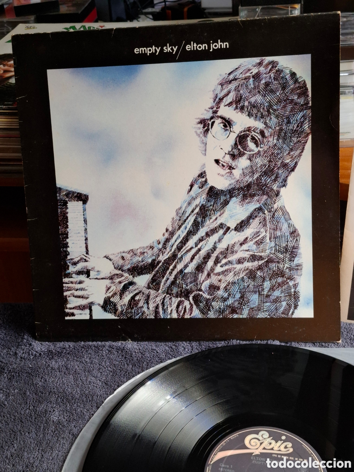 Discos de vinilo: Elton John - Empty Sky, Epic, Cbs, 1977. - Foto 1