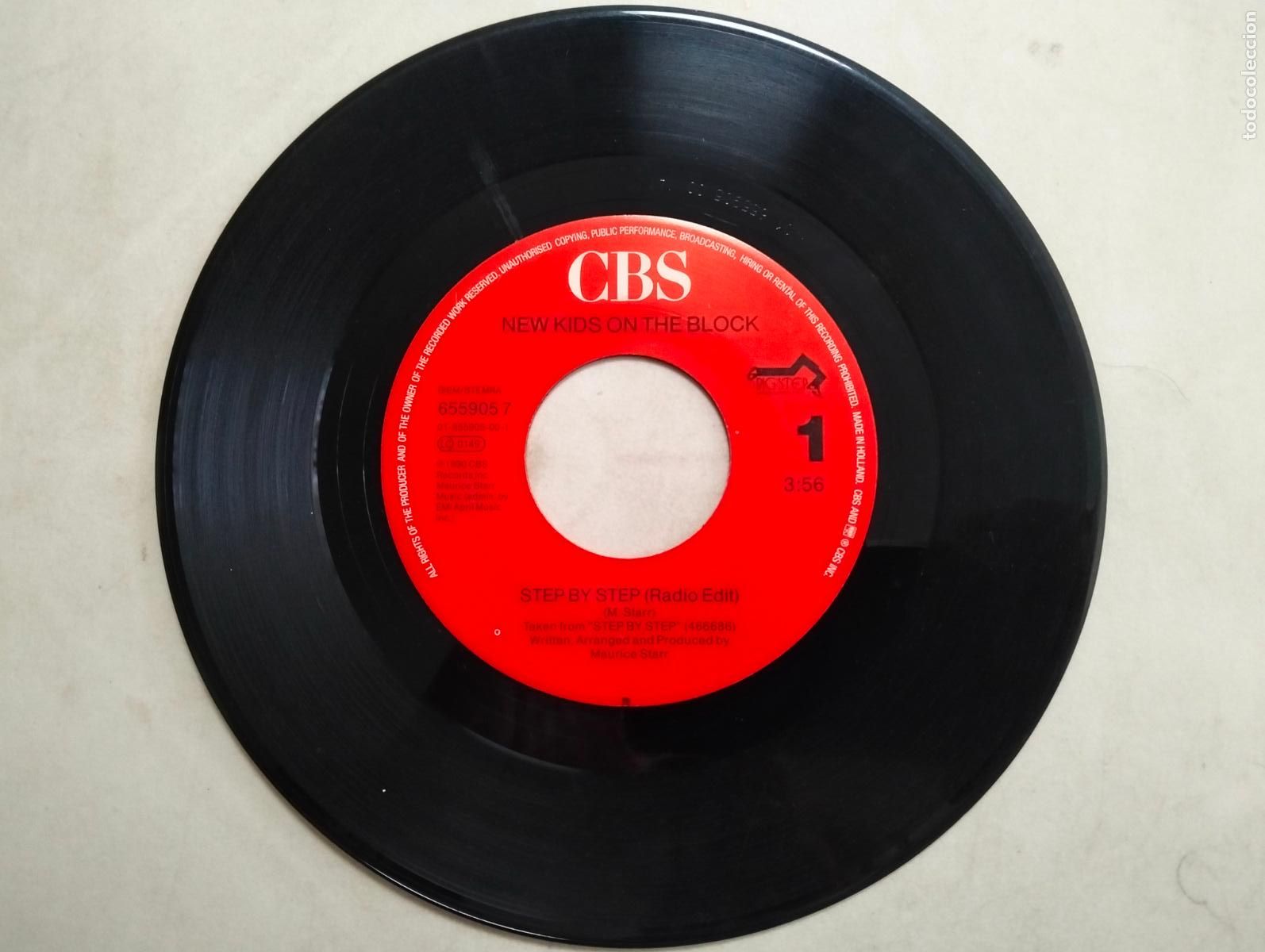 Discos de vinilo: DISCO SINGLE, NEW KID ON THE BLOCK - STEP BY STEP - Foto 3
