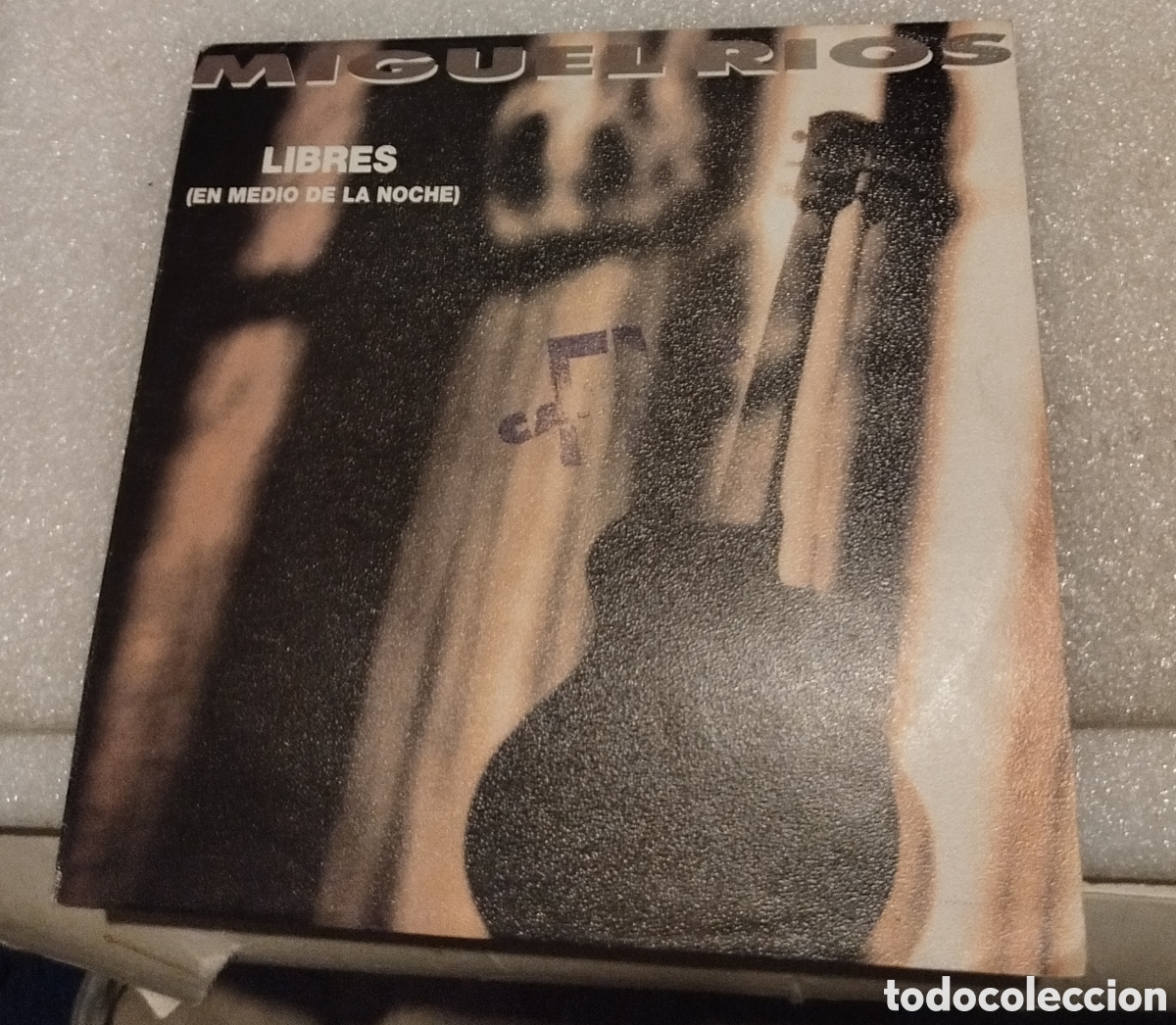 Discos de vinilo: Miguel R&iacute;os - libres. SOLO CAR&Aacute;TULA - Foto 2