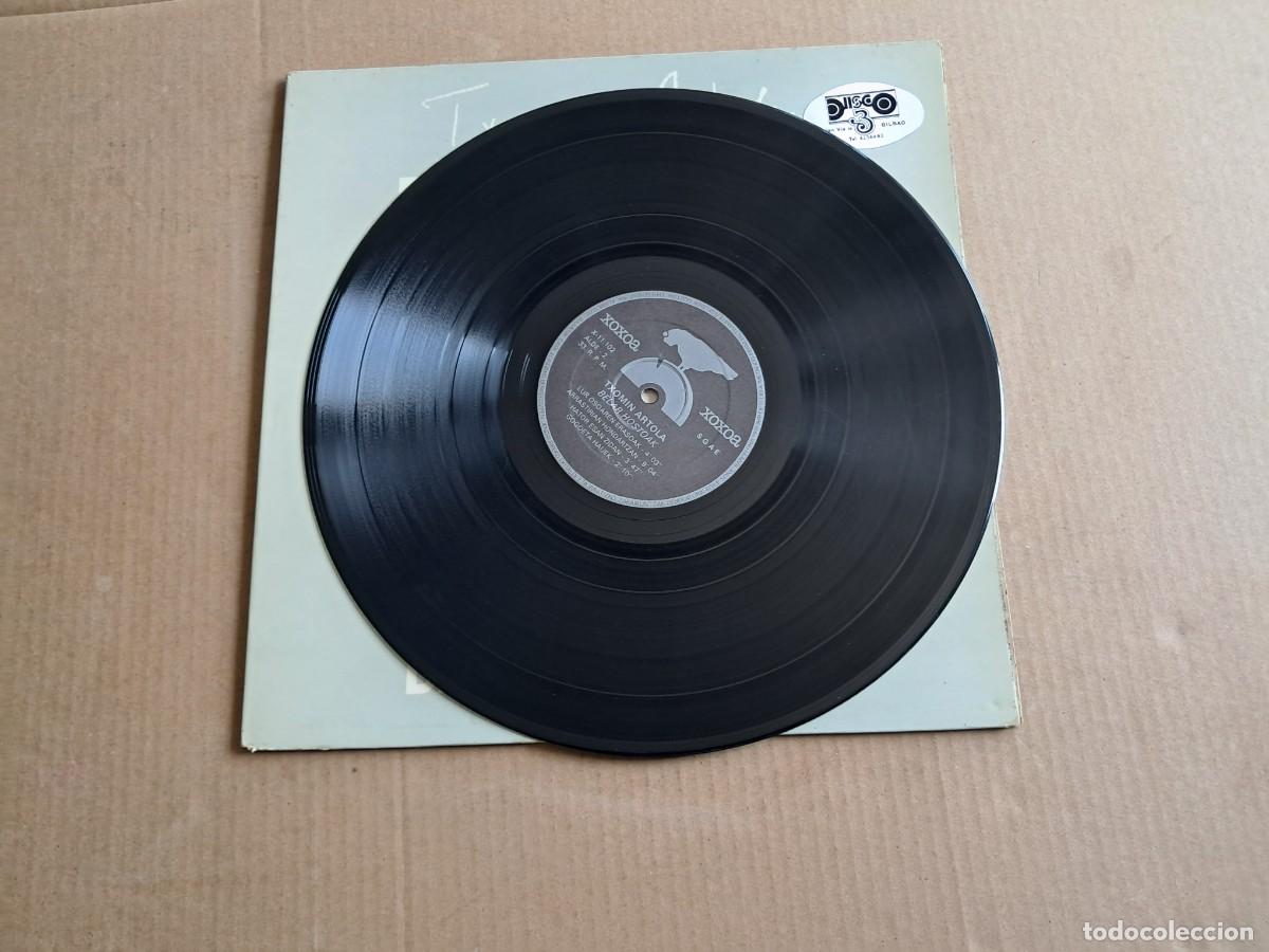 Discos de vinilo: TXOMIN ARTOLA - BELAR HOSTOAK LP GATEFOLD 1978 - Foto 4