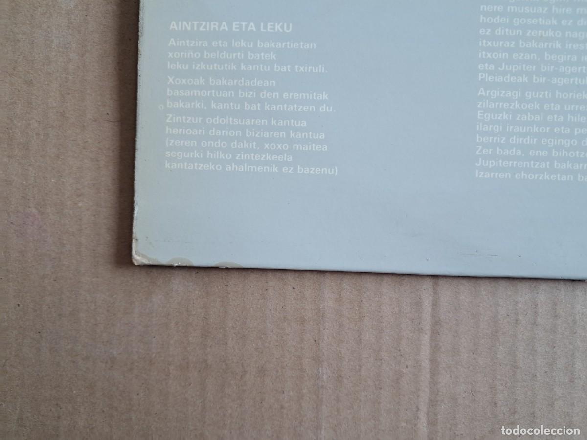 Discos de vinilo: TXOMIN ARTOLA - BELAR HOSTOAK LP GATEFOLD 1978 - Foto 5
