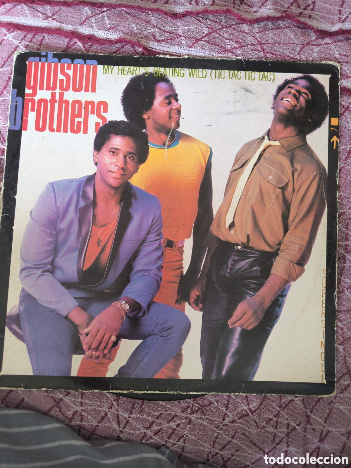 Discos de vinilo: disco de vinilo de los Gibson Brothers - Foto 1
