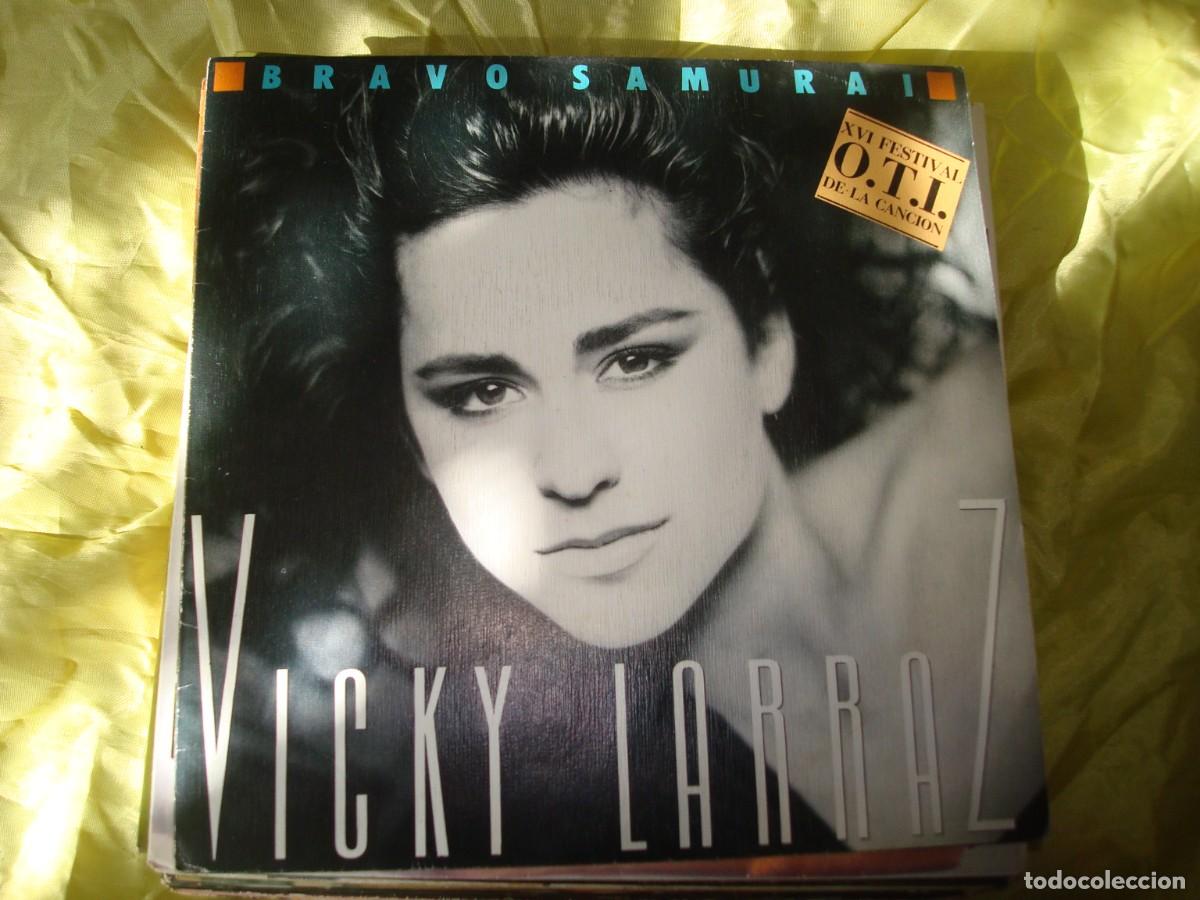 Discos de vinilo: VICKY LARRAZ. BRAVO SAMURAI / SUMMER NIGHTS. CBS, 1986. IMPECABLE - Foto 1