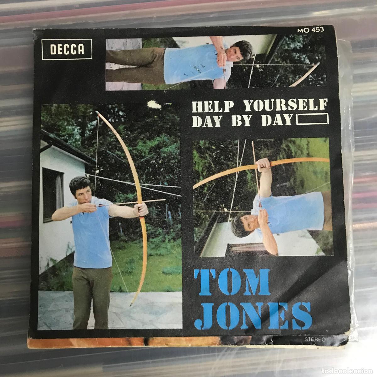 Discos de vinilo: TOM JONES - HELP YOURSELF - 7&rdquo; SINGLE DECCA 1968 - Foto 1