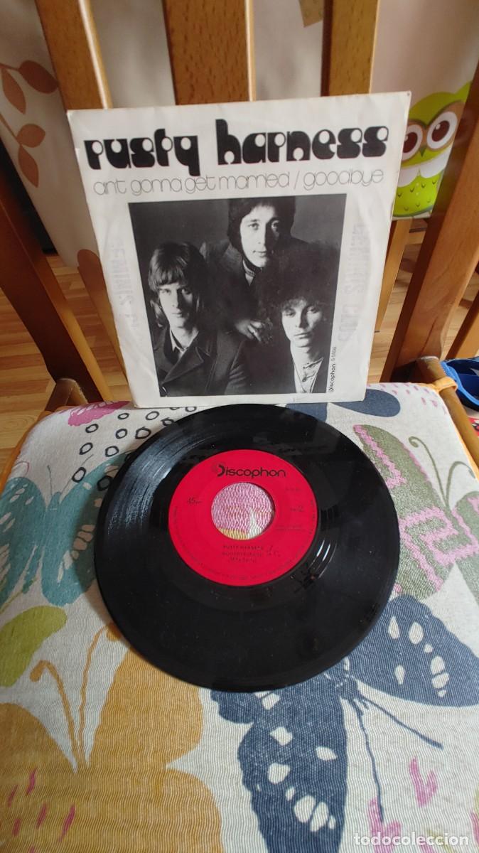 Discos de vinilo: RUSTY HARNESS-SINGLE AIN&acute;T GONNA GET MARRIED - Foto 1