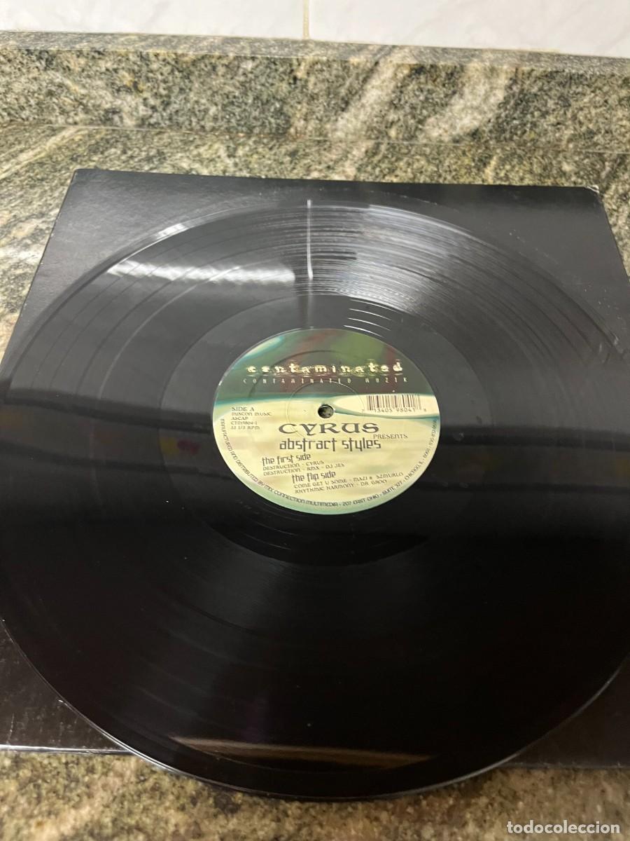 Discos de vinilo: Cyrus Abstract Styles - Foto 2